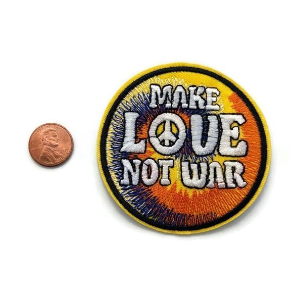 Make Love Not War Embroidered Patch - Picture 2 of 3